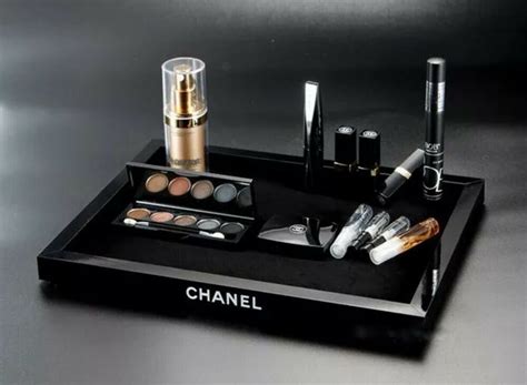 makeup organizer chanel